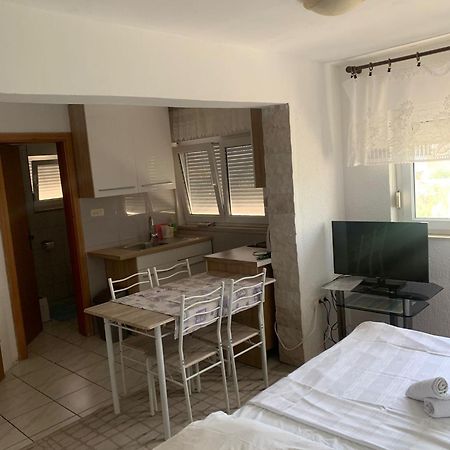 Apartmani Kutlesa Vodice Exterior photo